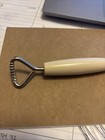 Vintage Cutter Round Roller Wheel Pie Pastry Dough Crimper Tool Handle