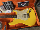 Usa    65 Fender Custom Shop 1965 Strat Nos Relic Graffiti Yellow W  Vintage Case