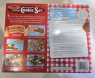 Melissa   Doug 4074 Slice And Bake Cookie Wooden Play Set