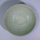 A Very Fine rare Korean Celadon Bowl Molded lotus Petal scroll foliate Rim-12th