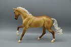 Breyer Traditional Bf Breyerfest Special Run Miss Independent