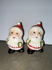 Vintage Santa Claus Salt   Pepper Shaker Set Made In Japan Rare