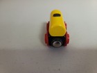 Brio Wooden Railway Train Cargo Car   Yellow Magnetic Cargo Very Good Condition