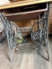 Antique 1911 Singer Treadle Sewing Machine W  Cabinet     Cast Iron Base Vintage
