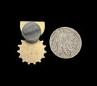 Small Hat Pin Saudi Arabian Liberation Of Kuwait Medal  p86-8  Desert Storm