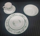 Corelle Callaway Ivy Swirl 40 Pc Set 8 Place Settings green Ivy used
