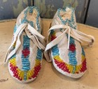 Vtg Native American Handmade Beaded Baby Moccasins 3 5    Red Yellow Blue White