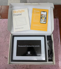 Skylight Frame Touchscreen Wifi Digital Picture Frame 100-frm Black Frame   C31