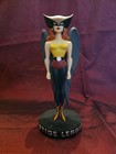 Dc Direct Justice League Animated Series Hawkgirl Maquette 8    2    Tall Pre-owned 