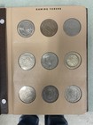 Old Vegas  1 00 Gaming Tokens In Notebook Style Case 45 Total Tokens