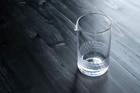 Cocktail Mixing Glass - Honeycomb Hammered Bar Mixer Pitcher For Stirred Drink -
