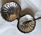 1950s Queen Anne Shell Caviar   s Dish