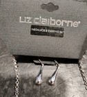 Liz Claiborne Silvertone Drop Necklace   Earring Set Nwt