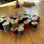 36 Vintage Cotton Sewing Thread Lot  Assorted Wooden Spools  Multicolor  Case 