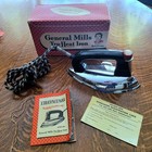 Vtg Betty Crocker General Mills Tru-heat Auto Iron Gm 1bb   Steam Attach Gm 4b