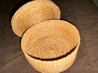 Vintage Woven Round Sweet Grass Basket With Lid 5      Very Good Condition