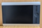 Wacom Pth-651 Intuos Pro Medium Creative Pen   Touch Tablet Mint