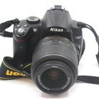 Nikon D D5000 12 3mp Digital Slr Camera Kit With 18-55mm And 55-200mm Lens