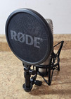 Rode Nt1-a Large-diaphragm Condenser Microphone With Shock Mount Pre-owned