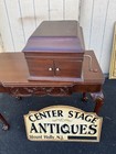 66059 Antique Mahogany Victor Victrola  working 