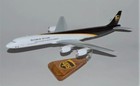 Ups Parcel Services Douglas Dc-8-63f Desk Top Display Model 1 100 Sc Airplane