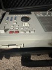 Akai Mpc2000xl Sampler   Sequencer  16 Pads  Midi In out  Digital  Pad Triggers