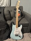 New Fender Squier Stratocaster Electric Guitar With Frontman 10g Amp And Bag
