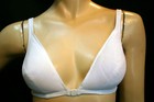 32c Vtg 70s Nos Nylon Front Close Bra Soft n Sensuous Exquisite Form P3489 1970s