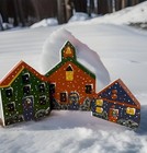 Vtg Americana Folk Art Hand Painted Houses Wooden Block Snow Winter Shelf Decor