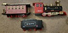 Vintage Lionel Trains And Tracks Lot   Bonus Hot Bee 9015 Train X1