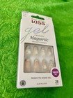 Kiss Gel Fantasy Magnetic Velvety Effect Medium Almond Press-on Nails Nude
