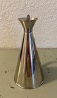 Olive Oil Stainless Steel Vessel With A No-drip Dispenser 1 2 Liter Capacity 