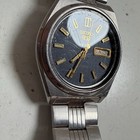 Vintage Seiko 5 7009-8761f Men s Water Resistant Day   Date Display Wristwatch