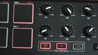 Akai Professional Mpk Mini 25-key Usb Midi Keyboard Controller - Black