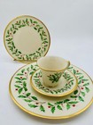Lenox Holiday Holly Berry Christmas China 4 Piece Placing Set