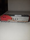 Bachmann Santa Fe Flyer Model Train Ho Gauge Engine  Two Cars   Caboose