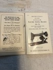 Vintage Lot Singer Sewing Machine Attachments W  Booklet   Box 