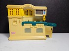 Little Tikes Dollhouse Country Kitchen And Pool