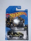2021 Hot Wheels Bot Wheels  gold black  Hw Space 3 5 New Diecast Toy Car Mint