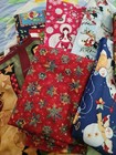 Lot Of 7 Pieces Of Christmas Cotton Fabric Mix Prints Over 7 Yards   54 Squares