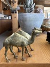 Vintage Camel Figurines Set Of 2  4 1 2 In Tall 5 1 2 Wide
