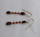 Vintage Ladies Garnet Dangle 14kt Yellow Gold 2 X 1 4   Earrings 3 4 Grams
