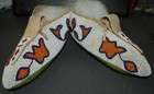 Native American Prairie Style Beaded Adult Moccasins 9-1 4  Long Perfect Cond 