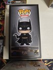 Funko Pop  Vinyl Batman 80th Anniversary Figure With Batarang Dc Universe  275
