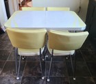 Queen City Dinettes Duchess Line Vintage Yellow Dining Set Table   4 Chairs