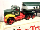 Hess 1972  Hess Tanker Split Window Gas Pump Plastic Topper-mint   