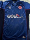 Middlesbrough Fc 888 com Multi-signed Soccer Jersey  Original Autograph  Auto