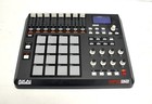 Akai Mpd32 Usb Midi Pad Controller 16-pads 8-faders 8-knobs With Power Cord