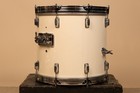 Vintage Pearl 16x18 White All-fiberglass Bass Drum