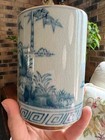 Beautiful Vintage Chinese Blue   White Porcelain Crackleware Brush Pot Bitong